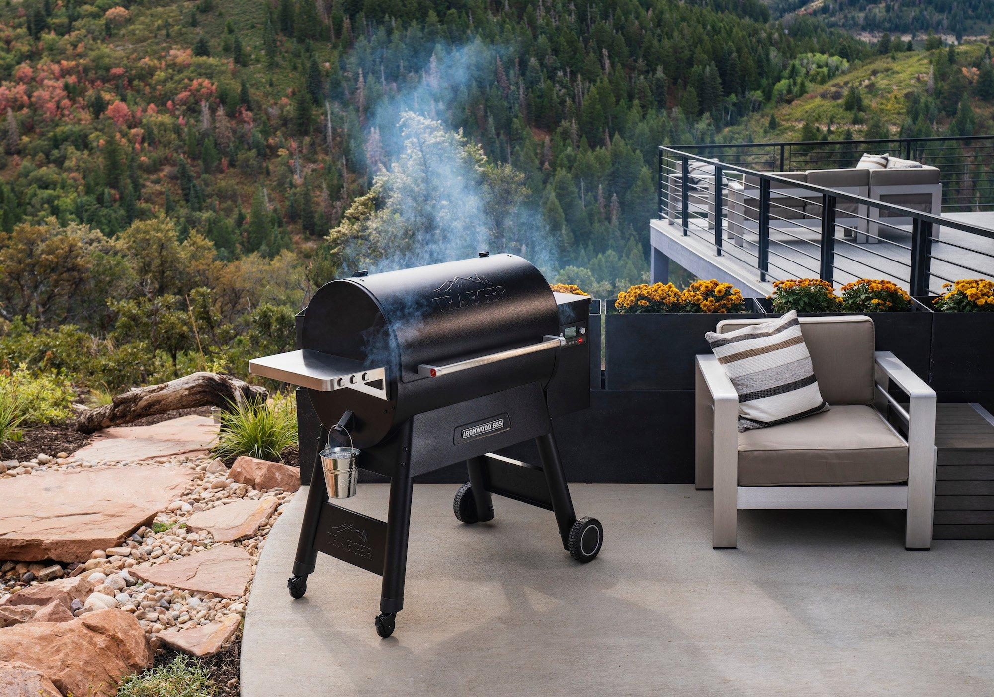 The Difference Between BBQ, Grilling, And Smoking | Traeger Grills